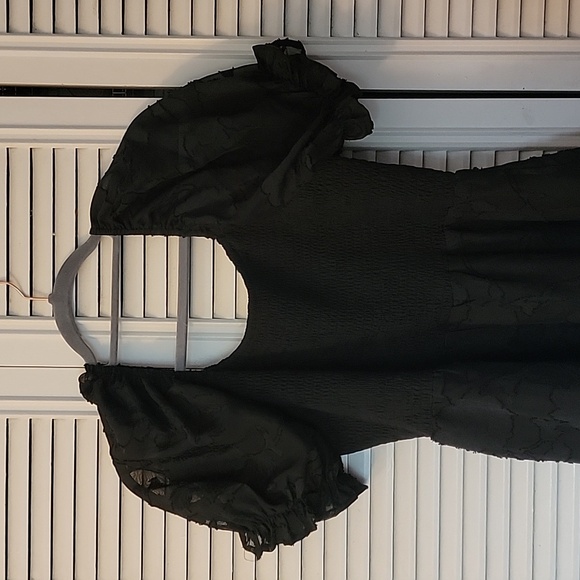 Floral Puff Sleeve Mini Dress - Picture 4 of 9